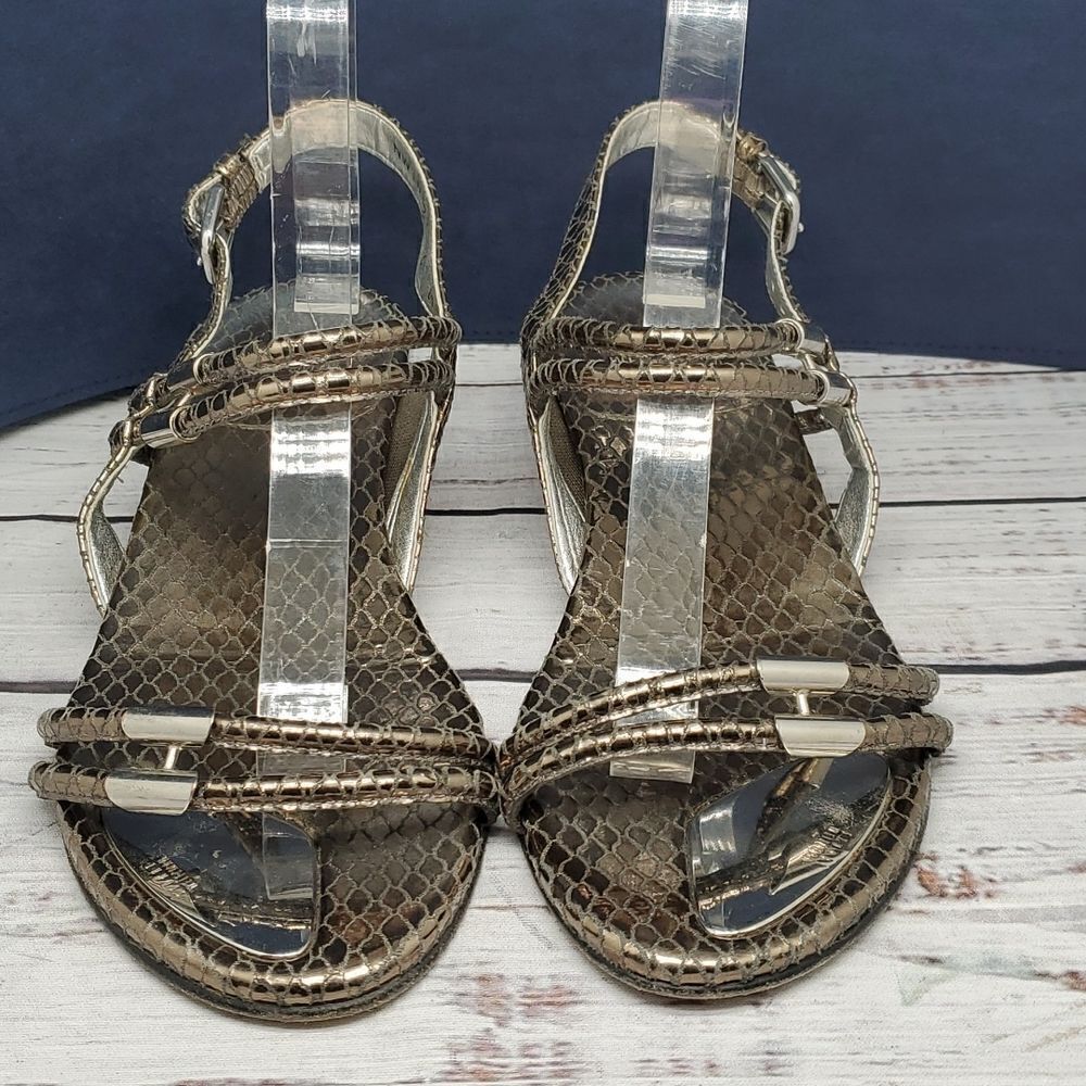 𝅺STUART WEITZMAN Pewter Silver‎ Snakeskin Python Print Embossed Wedge Sandals - Picture 4 of 12